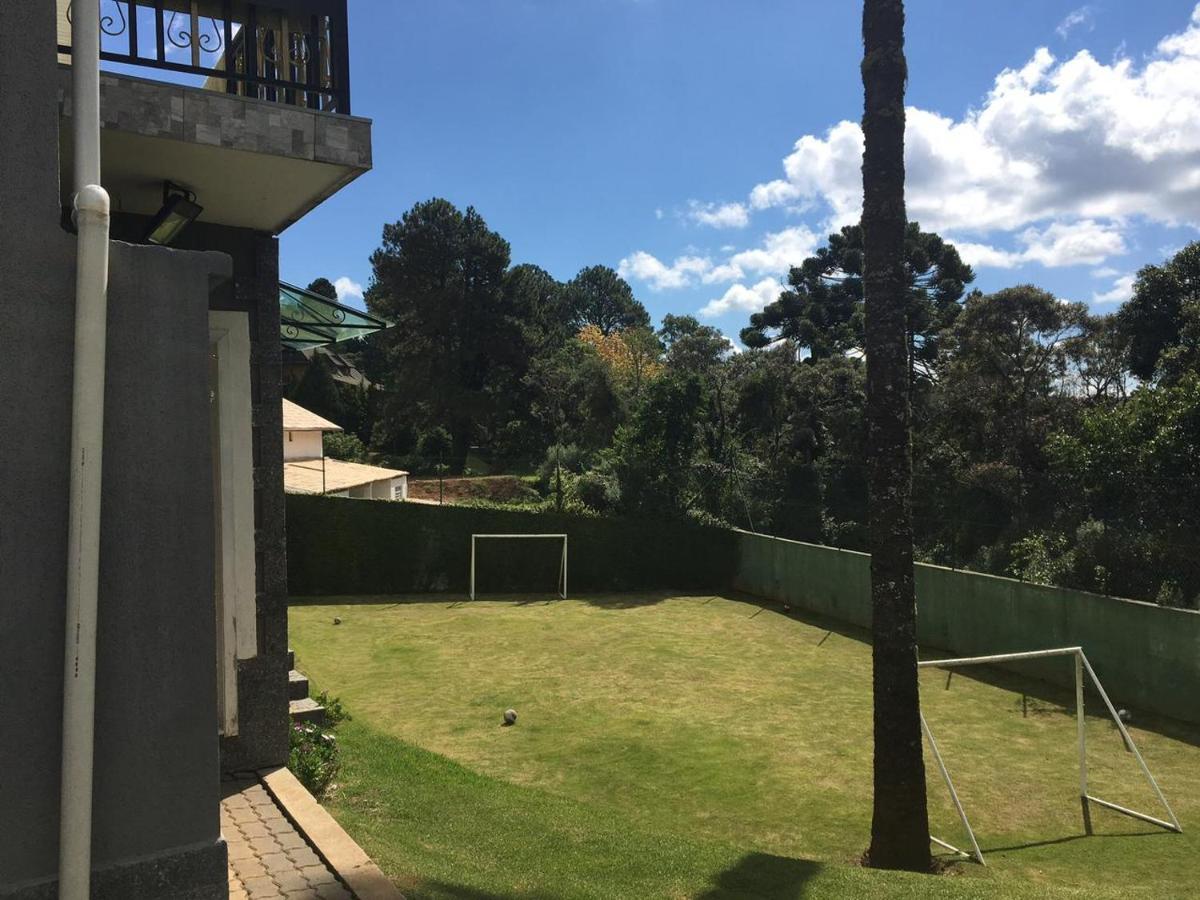 Excelente Casa, Bairro Nobre Em Campos Do Jordao Villa Buitenkant foto